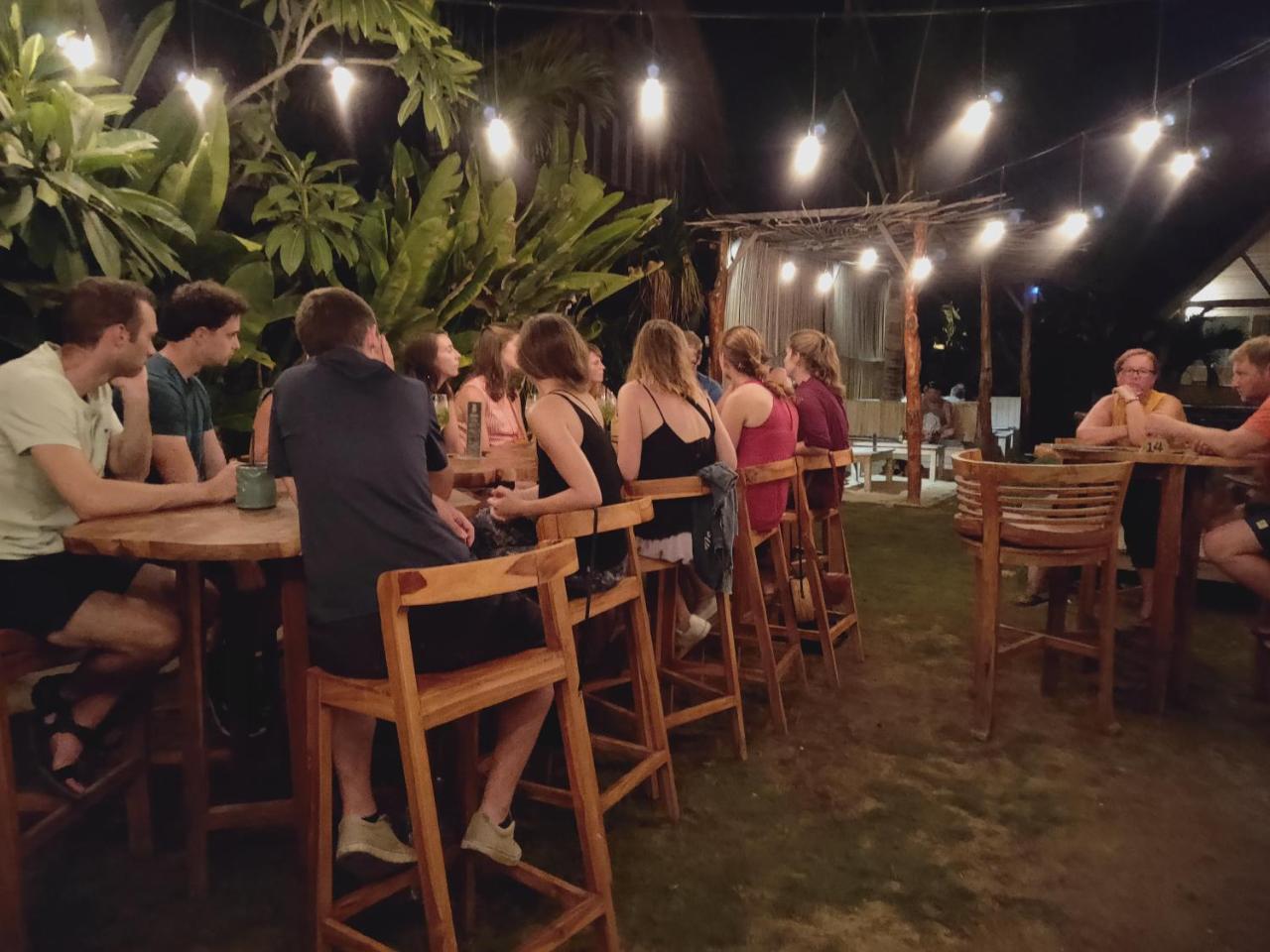 Tiki Bar And More Lembongan Extérieur photo